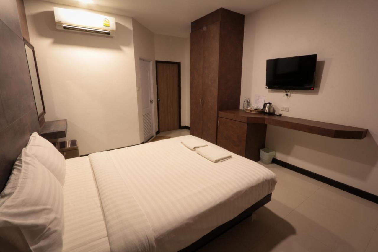 Fortune Surin Hotel Esterno foto